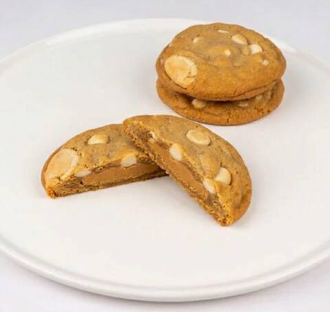 White Chocolate Macadamia Cookie